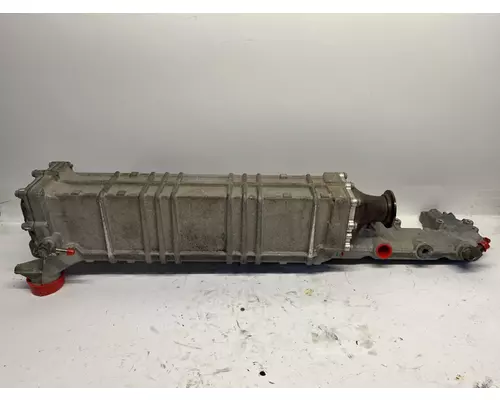 DETROIT DIESEL DD13 Engine Oil Cooler