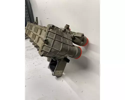 DETROIT DIESEL DD13 Engine Oil Cooler