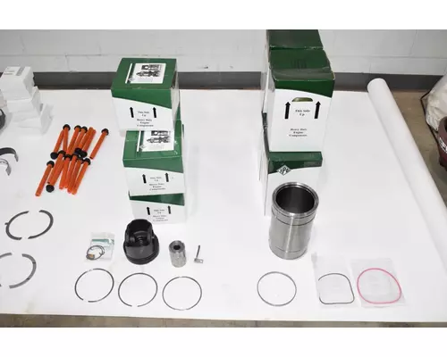 DETROIT DIESEL DD13 Engine Reman Kit