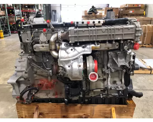 DETROIT DIESEL DD13 Engine