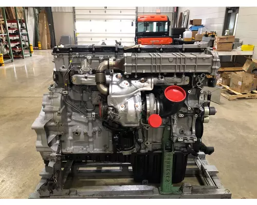 DETROIT DIESEL DD13 Engine