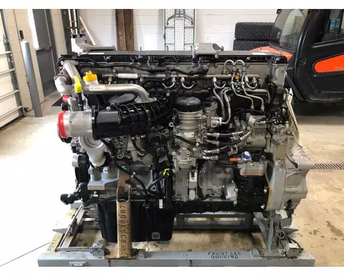 DETROIT DIESEL DD13 Engine