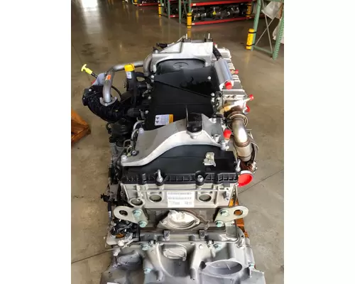 DETROIT DIESEL DD13 Engine