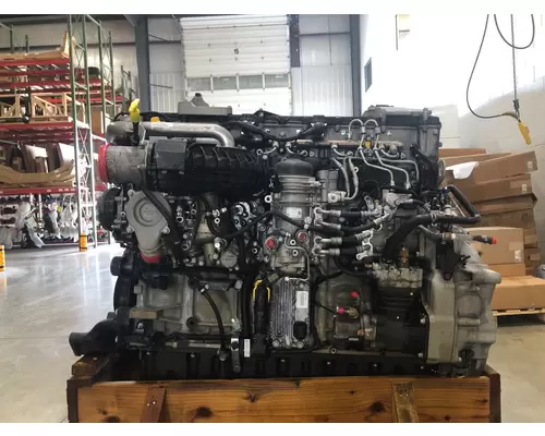 DETROIT DIESEL DD13 Engine