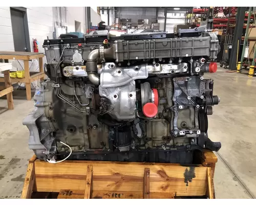 DETROIT DIESEL DD13 Engine