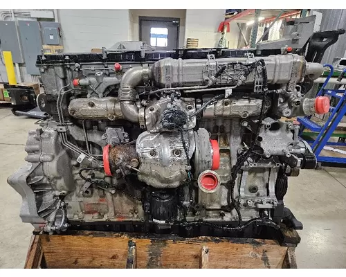 DETROIT DIESEL DD13 Engine