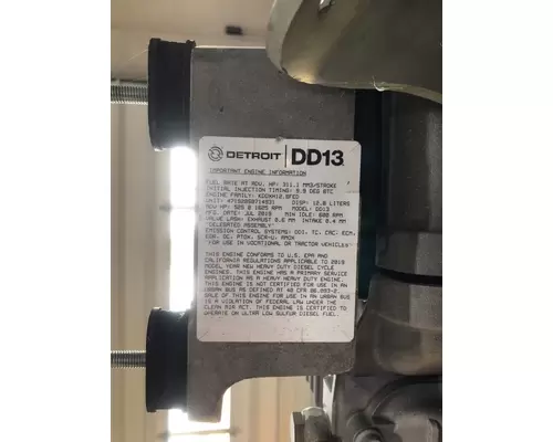 DETROIT DIESEL DD13 Engine