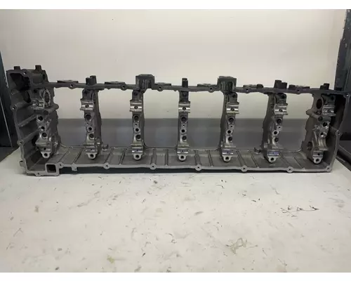 DETROIT DIESEL DD13 Valve Cover