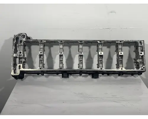 DETROIT DIESEL DD13 Valve Cover