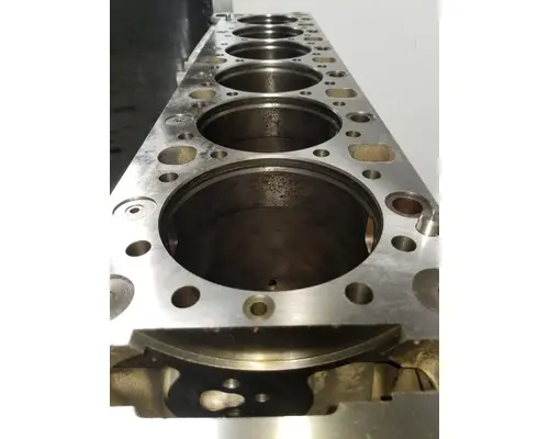 DETROIT DIESEL DD15 Cylinder Block