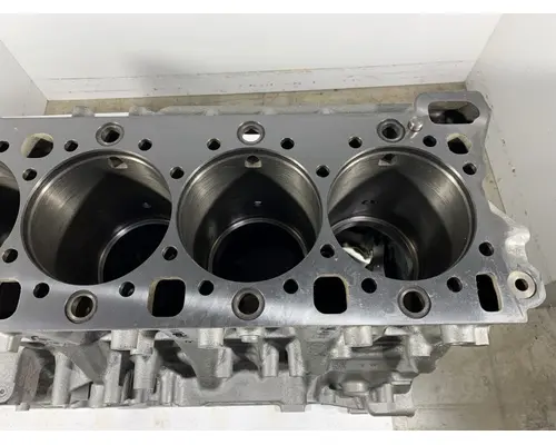 DETROIT DIESEL DD15 Cylinder Block