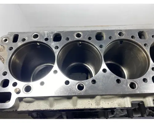 DETROIT DIESEL DD15 Cylinder Block