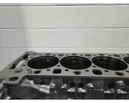 DETROIT DIESEL DD15 Cylinder Block