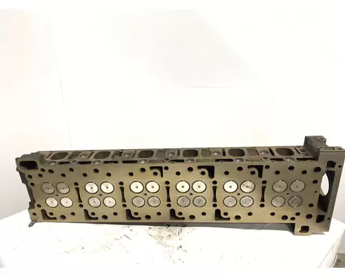 DETROIT DIESEL DD15 Cylinder Head