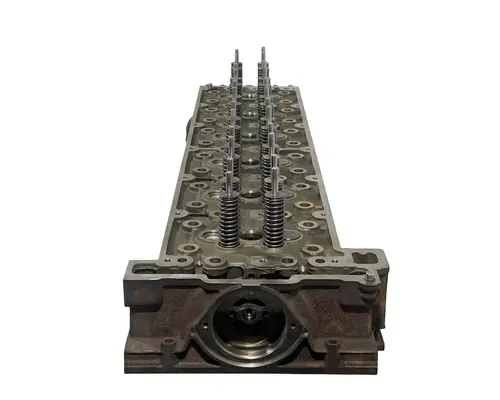 DETROIT DIESEL DD15 Cylinder Head