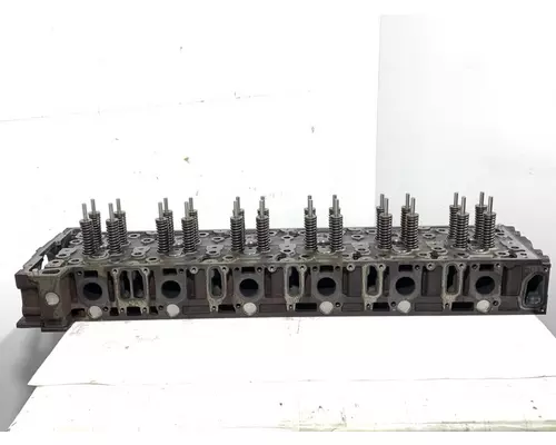 DETROIT DIESEL DD15 Cylinder Head