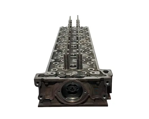 DETROIT DIESEL DD15 Cylinder Head