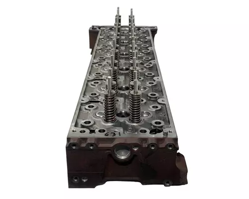 DETROIT DIESEL DD15 Cylinder Head