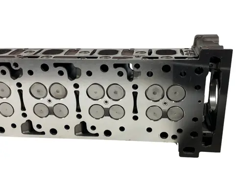 DETROIT DIESEL DD15 Cylinder Head