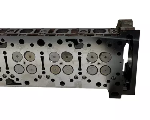 DETROIT DIESEL DD15 Cylinder Head