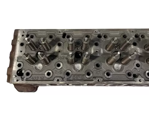 DETROIT DIESEL DD15 Cylinder Head