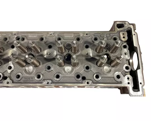 DETROIT DIESEL DD15 Cylinder Head