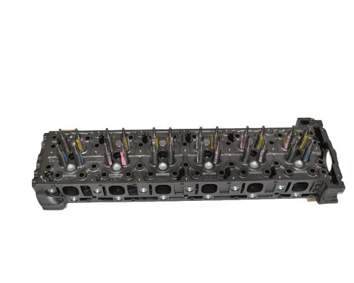 DETROIT DIESEL DD15 Cylinder Head