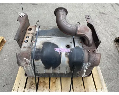 DETROIT DIESEL DD15 DPF (Diesel Particulate Filter)