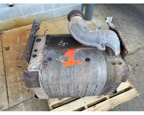 DETROIT DIESEL DD15 DPF (Diesel Particulate Filter)