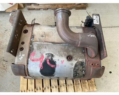 DETROIT DIESEL DD15 DPF (Diesel Particulate Filter)