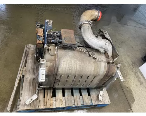DETROIT DIESEL DD15 DPF (Diesel Particulate Filter)
