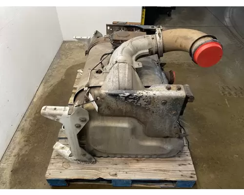 DETROIT DIESEL DD15 DPF (Diesel Particulate Filter)