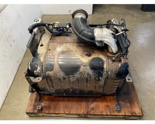 DETROIT DIESEL DD15 DPF (Diesel Particulate Filter)