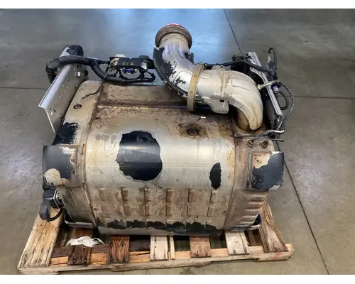 DETROIT DIESEL DD15 DPF (Diesel Particulate Filter)