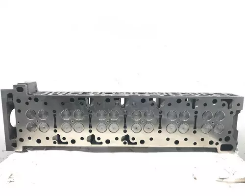 DETROIT DIESEL DD15 Engine Cylinder Head