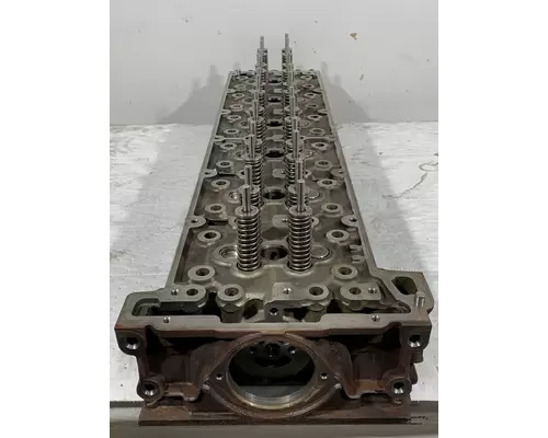 DETROIT DIESEL DD15 Engine Cylinder Head