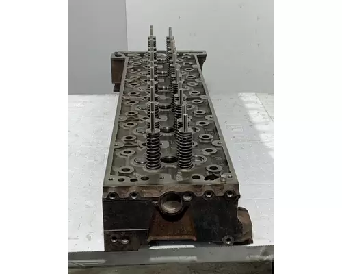 DETROIT DIESEL DD15 Engine Cylinder Head