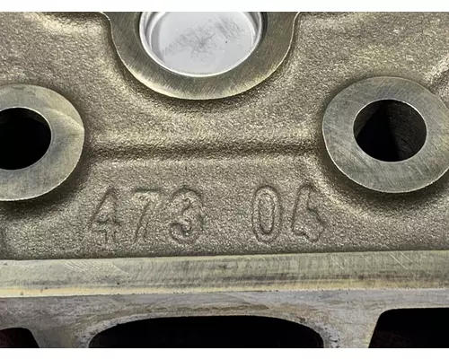 DETROIT DIESEL DD15 Engine Cylinder Head