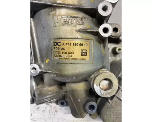 DETROIT DIESEL DD15 Engine Filter Base