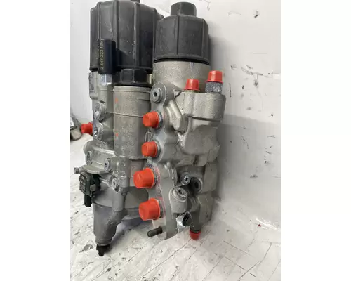 DETROIT DIESEL DD15 Engine Filter Base