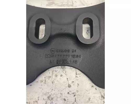 DETROIT DIESEL DD15 Engine Mounts
