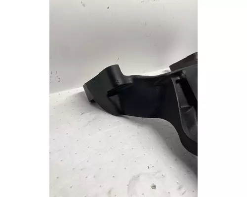DETROIT DIESEL DD15 Engine Mounts