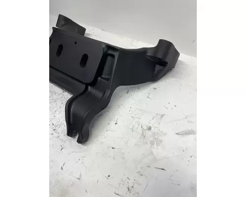 DETROIT DIESEL DD15 Engine Mounts