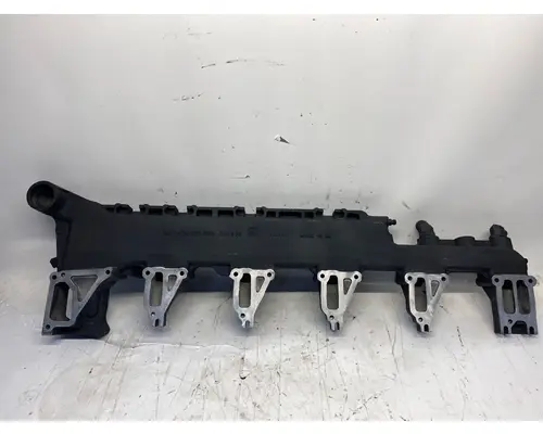 DETROIT DIESEL DD15 Engine Oil Cooler