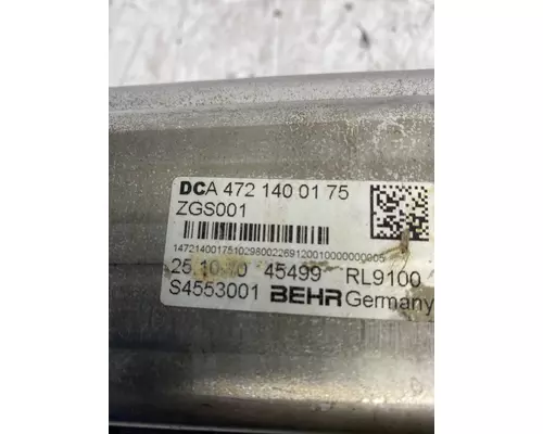 DETROIT DIESEL DD15 Engine Oil Cooler