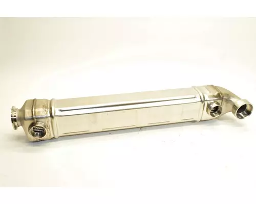 DETROIT DIESEL DD15 Engine Oil Cooler