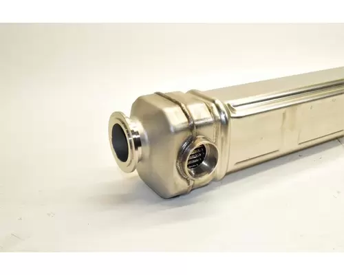 DETROIT DIESEL DD15 Engine Oil Cooler