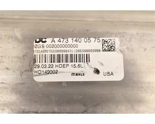 DETROIT DIESEL DD15 Engine Oil Cooler