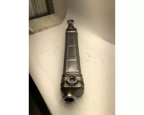 DETROIT DIESEL DD15 Engine Oil Cooler