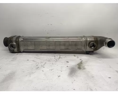DETROIT DIESEL DD15 Engine Oil Cooler